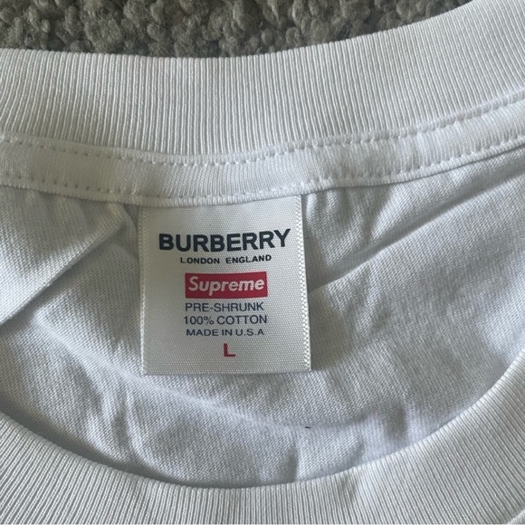 BURBERRY Supreme Shirt Unisex - Picture 2 of 6